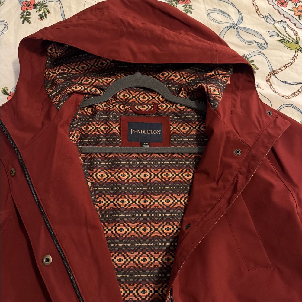 Pendleton Men's Burgundy Hooded Raincoat